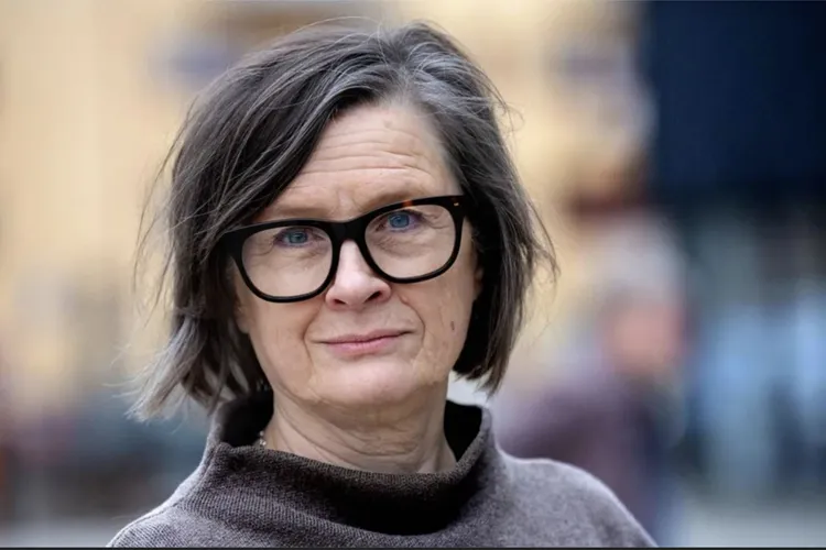 ulla__allvarlig_2